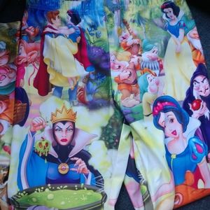Snow White leggings adult small